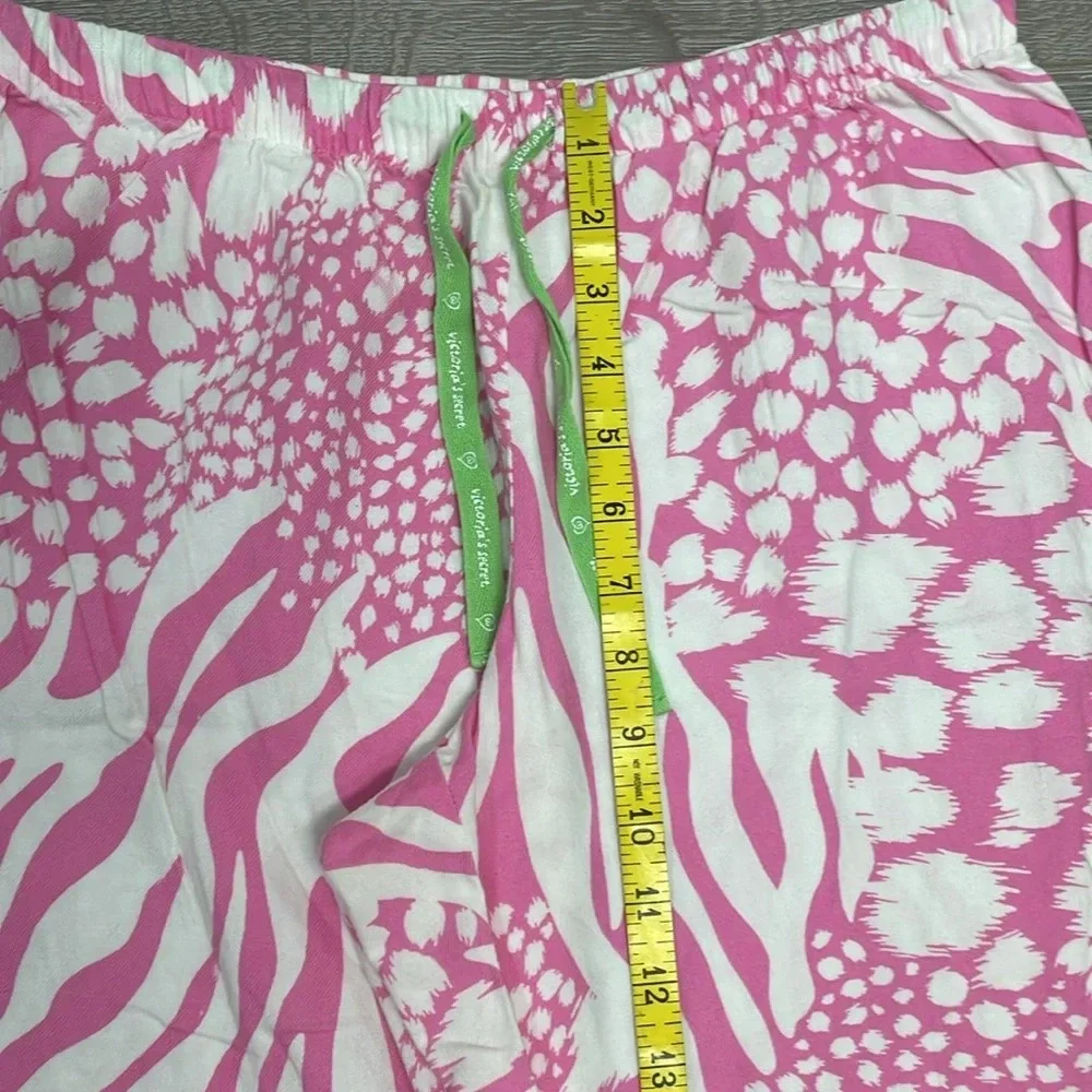 Victoria’s Secret Flannel Pajama Pants Pink White Leopard S